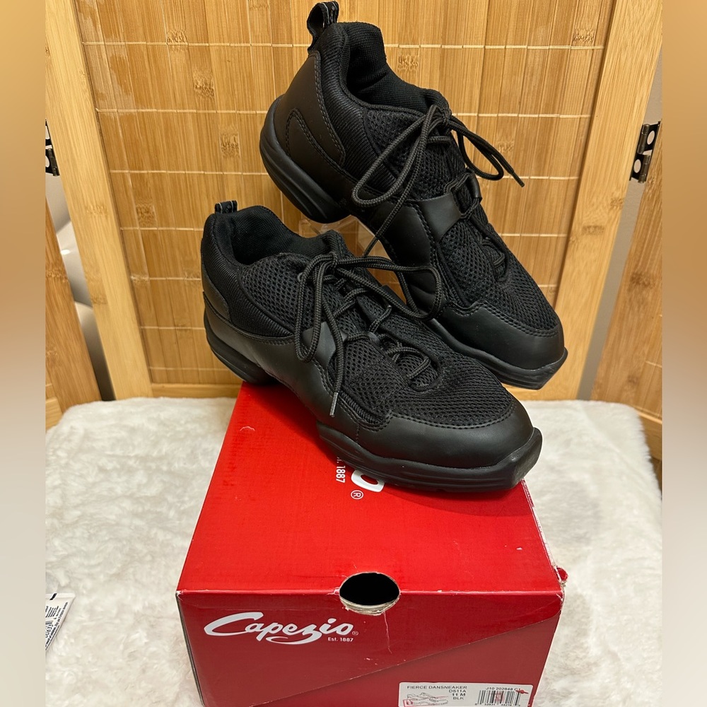 Capezio Black Women's Sneakers